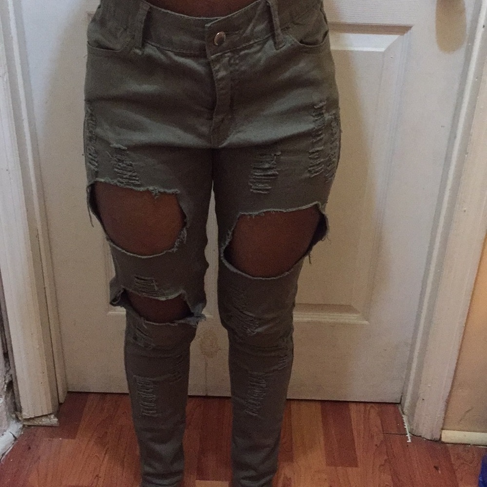 Cute Green Ripped Jeans